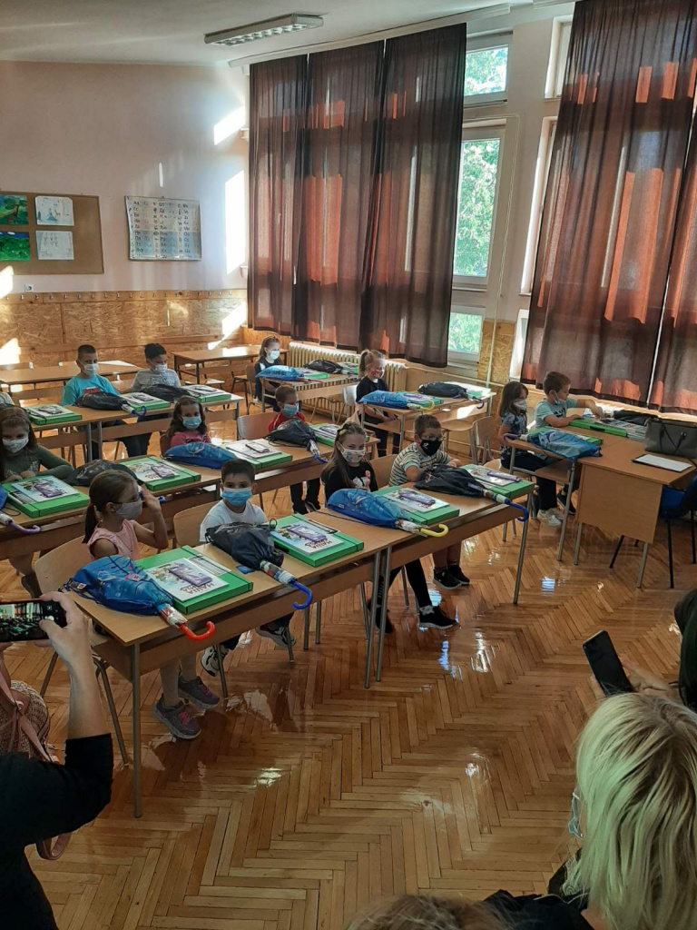 IMG-edeaf346e900cff00dfd1443d2b19a88-V.jpg IMG-edeaf346e900cff00dfd1443d2b19a88-V.jpg